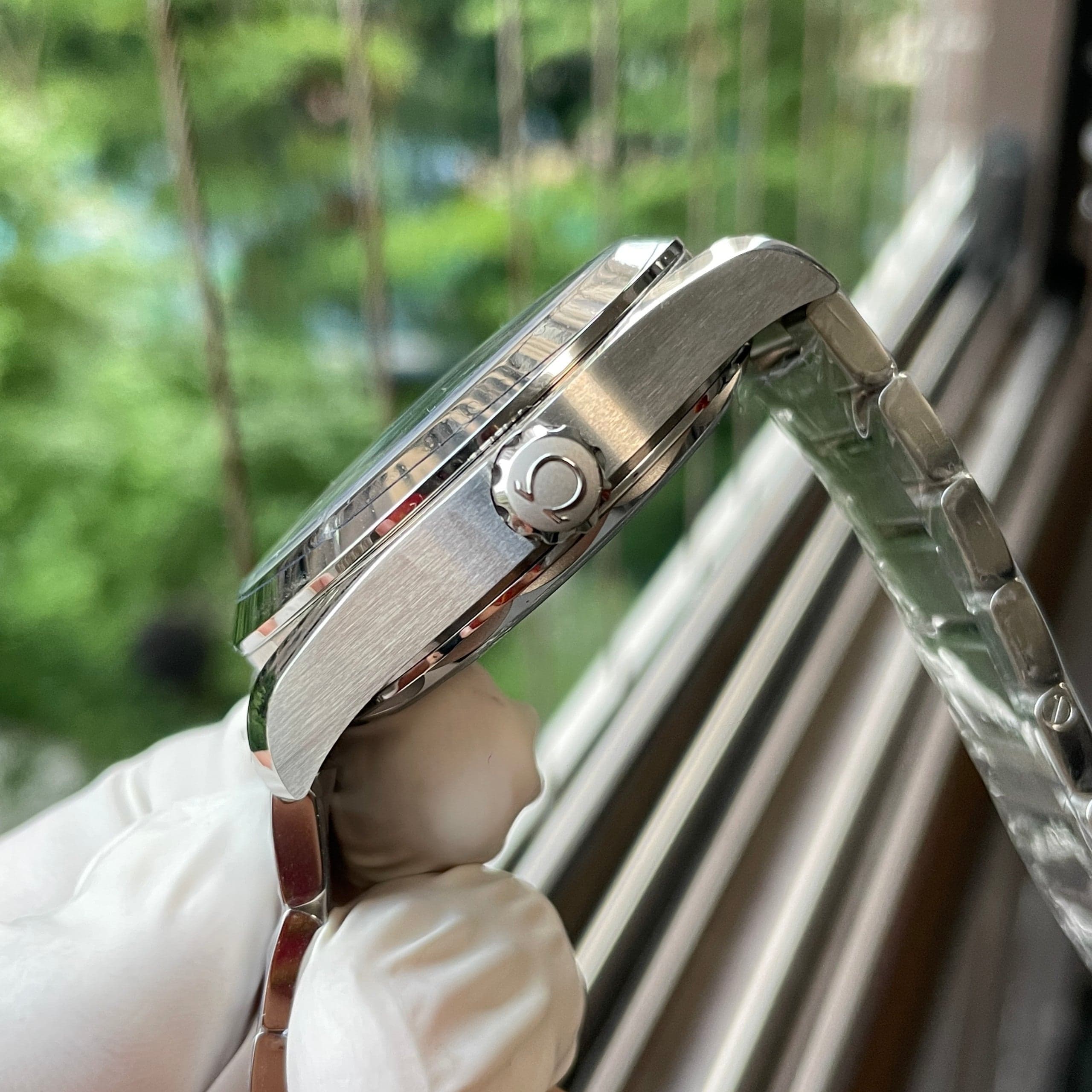 Omega Seamaster Aqua Terra GMT Worldtimer
